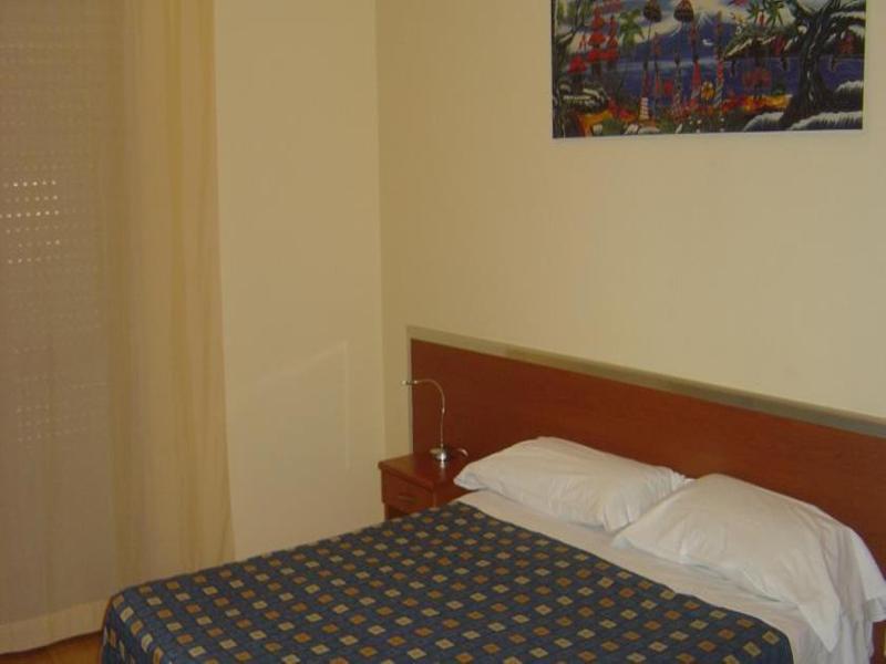 Gill Hotel Grottaglie Esterno foto